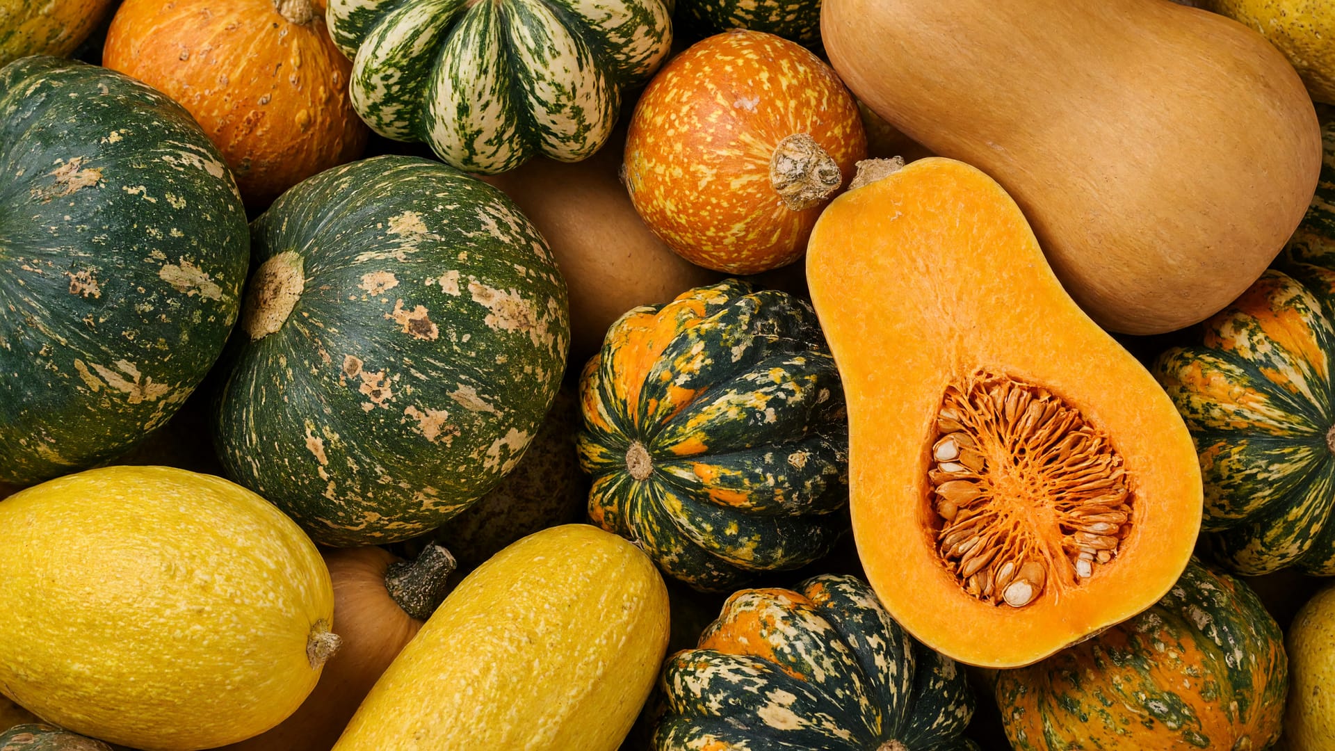Squash, a fresh produce item